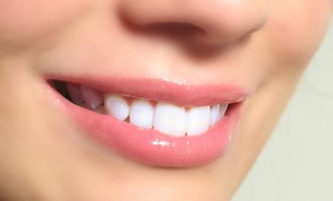 Zirkonyum Diş Hakkında Merak Edilenleri Dentataşehir Bloğumuzda Bulabilirsiniz.